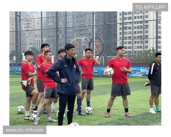 足球体能教练方法创新案例，训练个性化实践